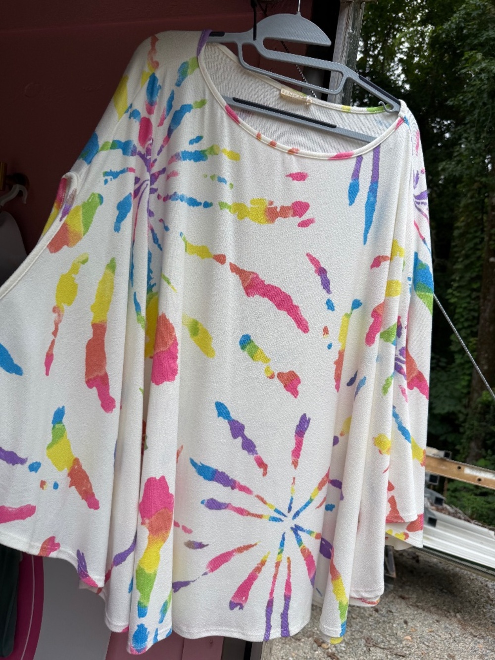 Oddi white and multi colored Tye dye poncho style shirt❤️ NWT plus size